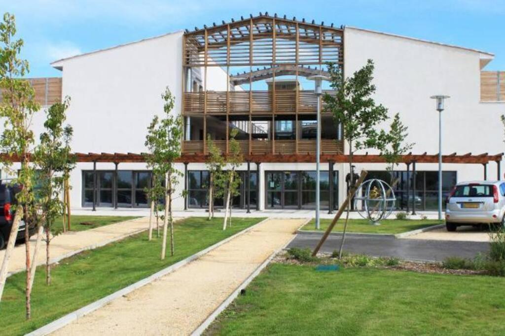 104 Douce Provence Au Calme Face A La Piscine Apartman Éguilles Kültér fotó